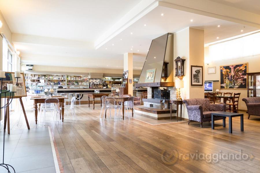 Hotel Giardino San Lorenzo in Campo Εξωτερικό φωτογραφία