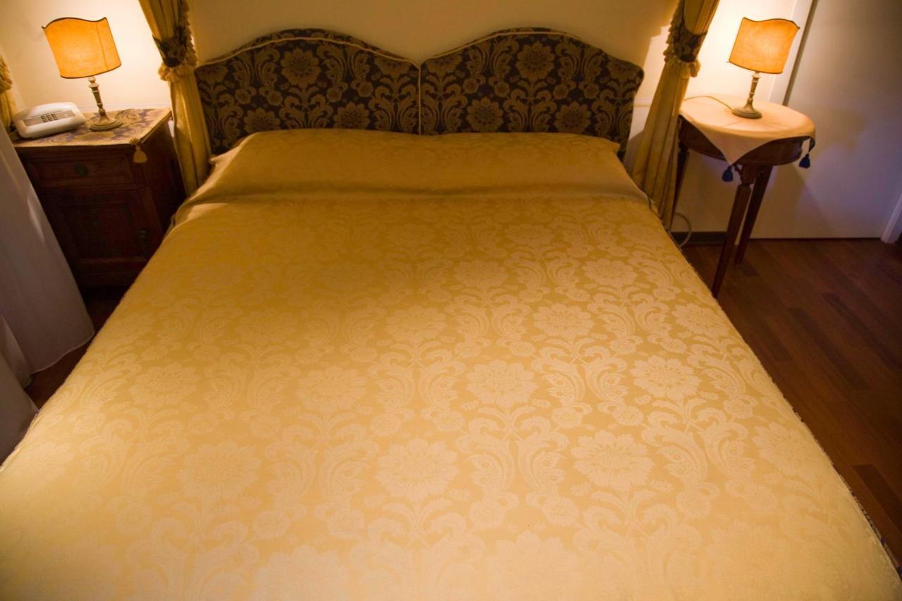 Hotel Giardino San Lorenzo in Campo Δωμάτιο φωτογραφία